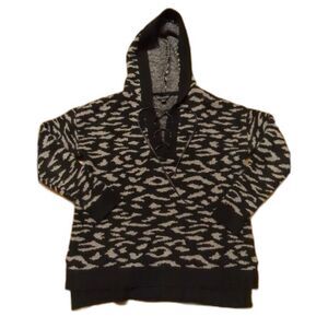 Rock & Republic Sweater Womens Size Small Hooded V-Neck Animal Leopard Print